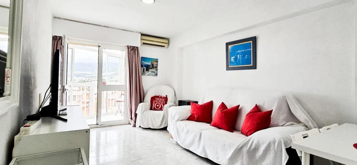 Venta de piso en Calle Luis Vives, 1, Benalmádena
photo 2