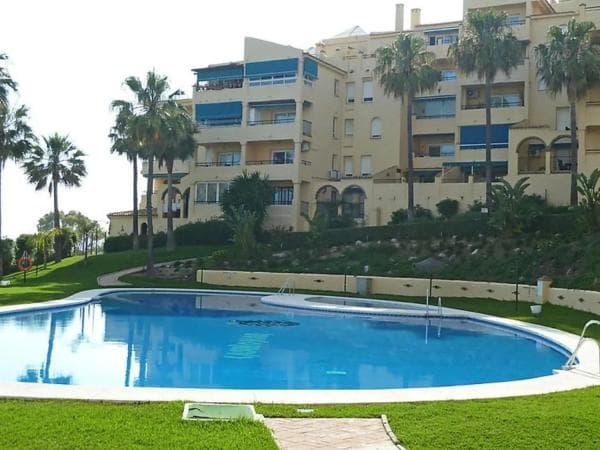 Piso en venta en Avenida de Europa, Benalmádena thumbnail 1