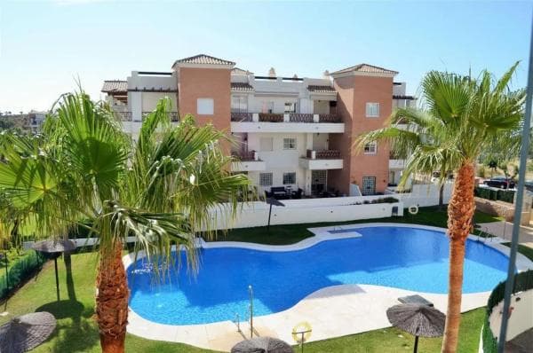 Piso en venta en Avenida de San Rafael, Benalmádena photo 1
