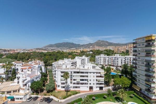 Estudio en venta en Calle las Naciones, 1, Benalmádena thumbnail 2