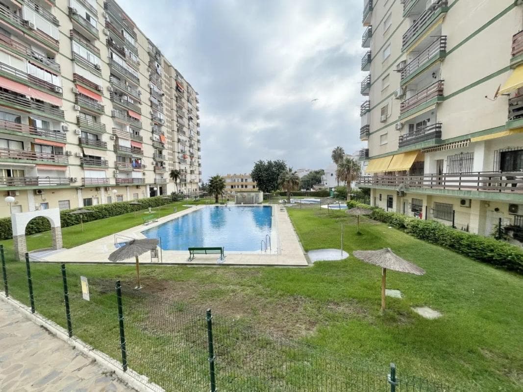 Venta de estudio en Calle las Naciones, Benalmádena photo 3