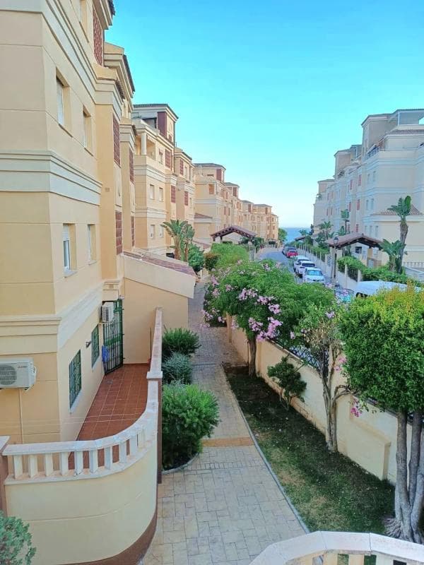 Sprzedaż mieszkania w Calle BABOR, Benalmádena
photo 4
