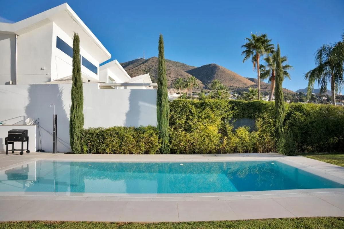Venta de chalet independiente en Calle Palmeral del Higueron, Benalmádena
photo 2