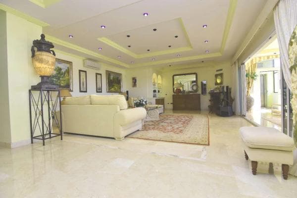 Chalet independiente en venta en Carretera Cádiz, Benalmádena thumbnail 1
