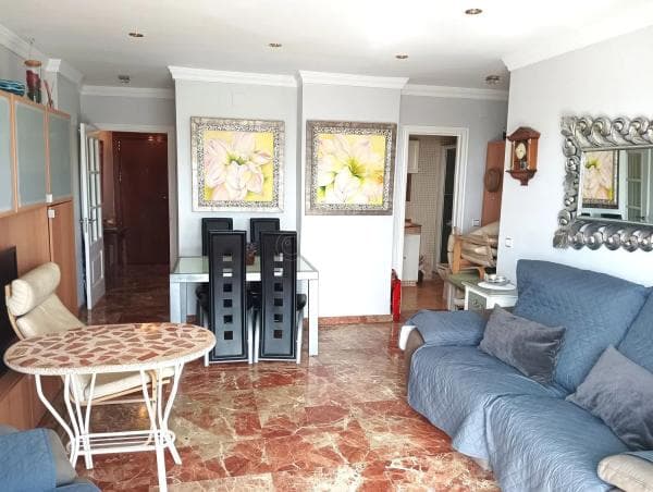 Piso en venta en Avenida Antonio Machado, Benalmádena thumbnail 2