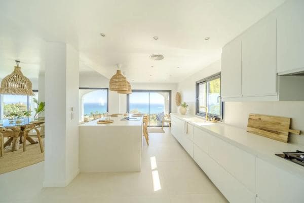 Chalet independiente en venta en Paseo de Toledo, Benalmádena thumbnail 2