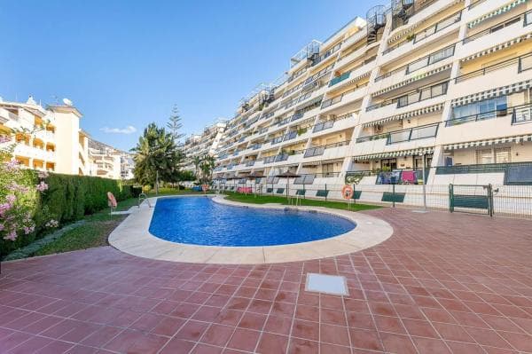 Piso en venta en Calle Almuñécar, Benalmádena photo 1
