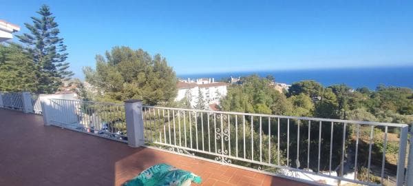 Chalet independiente en venta en Barrio Los Nadales - Tio Charles, Benalmádena thumbnail 2