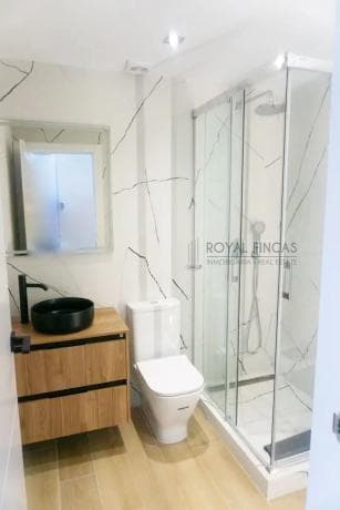 Piso en venta en Calle Torrequebrada, 9, Benalmádena thumbnail 2