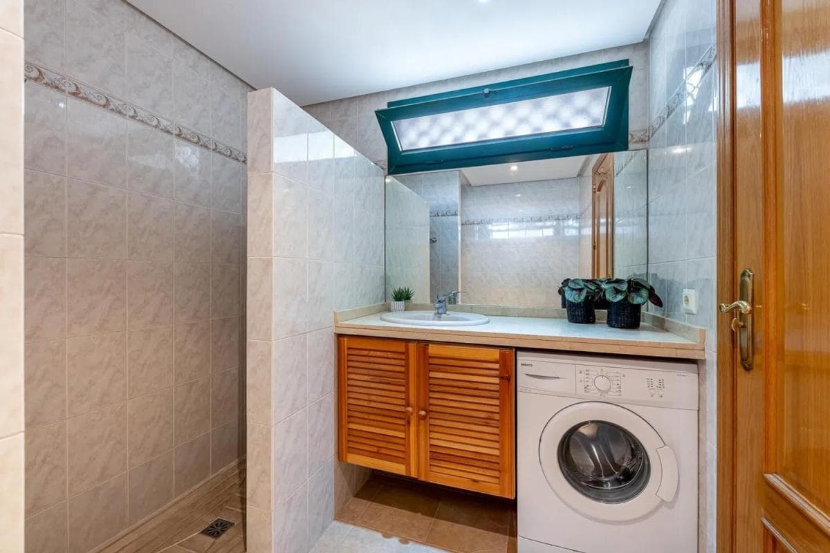 Venta de piso en Calle Jilguero, Benalmádena
photo 4