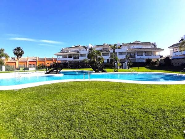 Piso en venta en Calle Acebo, 132, Benalmádena thumbnail 1