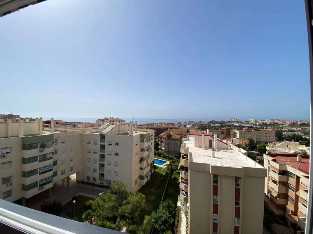 Venta de piso en Avenida de la Estacion, Benalmádena
photo 3