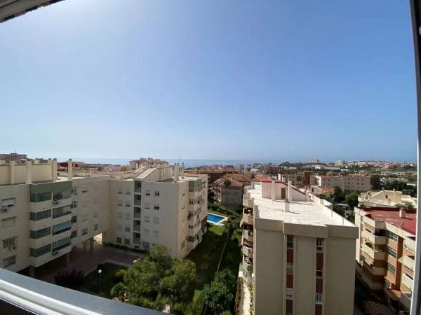 Piso en venta en Avenida de la Estacion, Benalmádena thumbnail 2