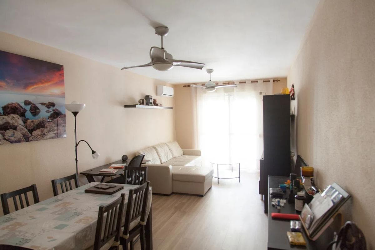 Продажа квартиры на Calle Almuñécar, 2, Бенальмадена
photo 2