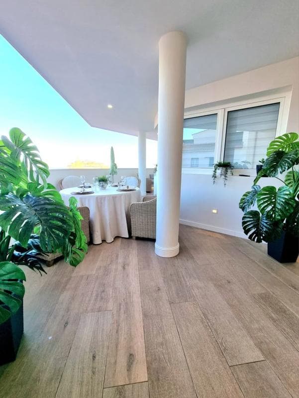 Sprzedaż mieszkania w Avenida del Sol, 18, Benalmádena
photo 2