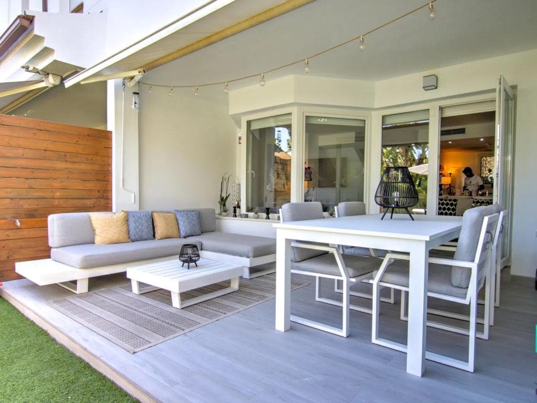 Venta de chalet independiente en Avenida del Higuerón, Benalmádena
photo 2