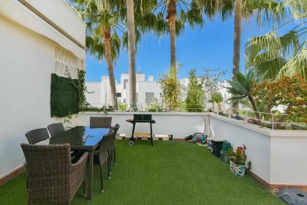 Piso en venta en Calle Grecia, Benalmádena thumbnail 1