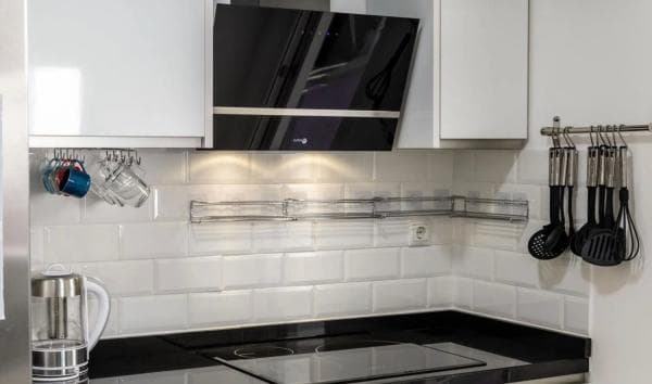 Piso en venta en Calle La Fragata, 9, Benalmádena thumbnail 1