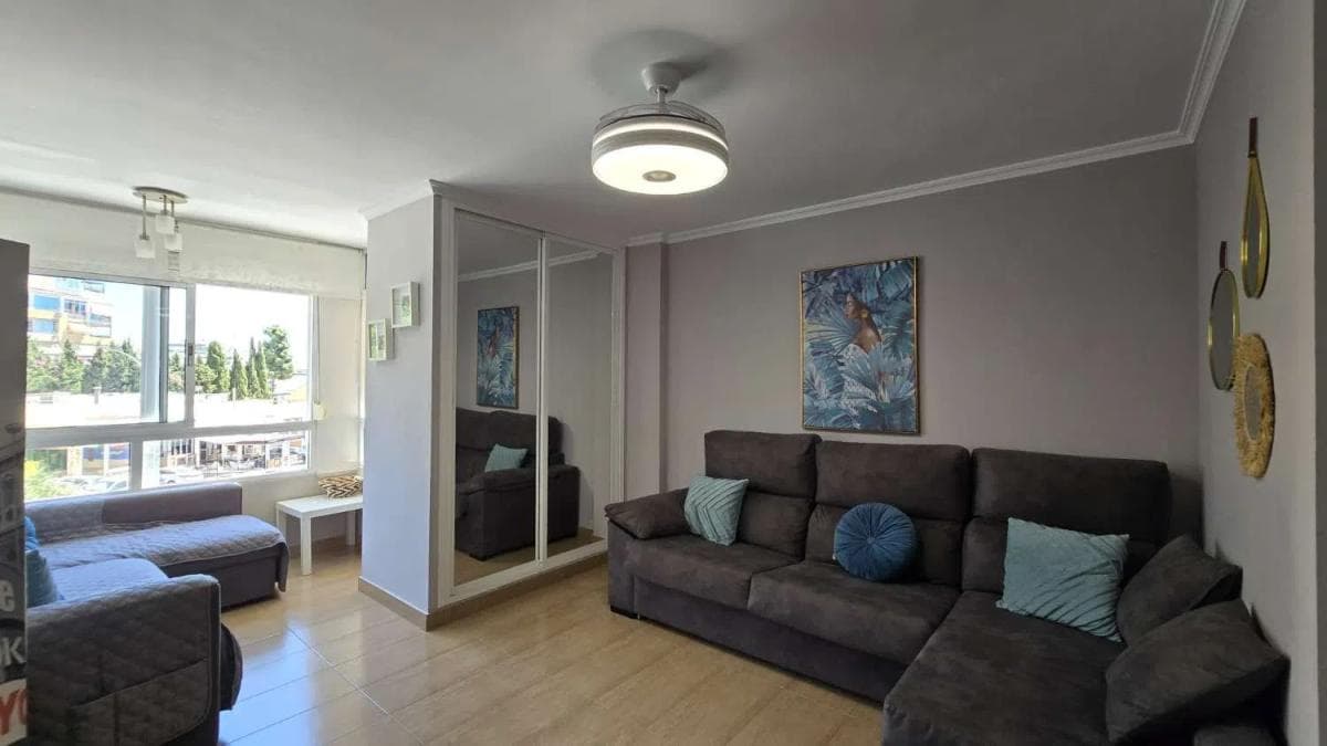 Venta de estudio en Avenida gamonal, Benalmádena photo 2