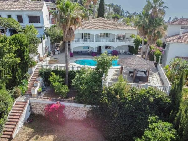 Chalet independiente en venta en El Higuerón - Capellanía, Benalmádena photo 1
