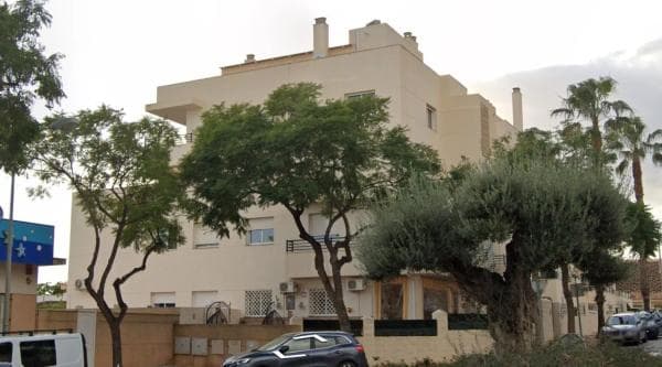 Piso en venta en Calle Bahía, Benalmádena thumbnail 1