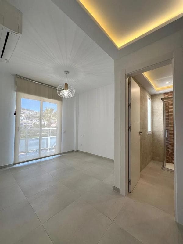 Venta de piso en Calle Bahía, Benalmádena
photo 3