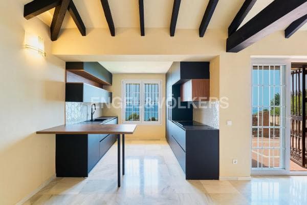 Chalet independiente en venta en Pasaje Córdoba, Benalmádena thumbnail 2