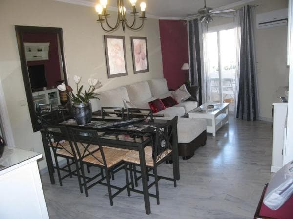 Piso en venta en Avenida Ciudad de Melilla, Benalmádena photo 1