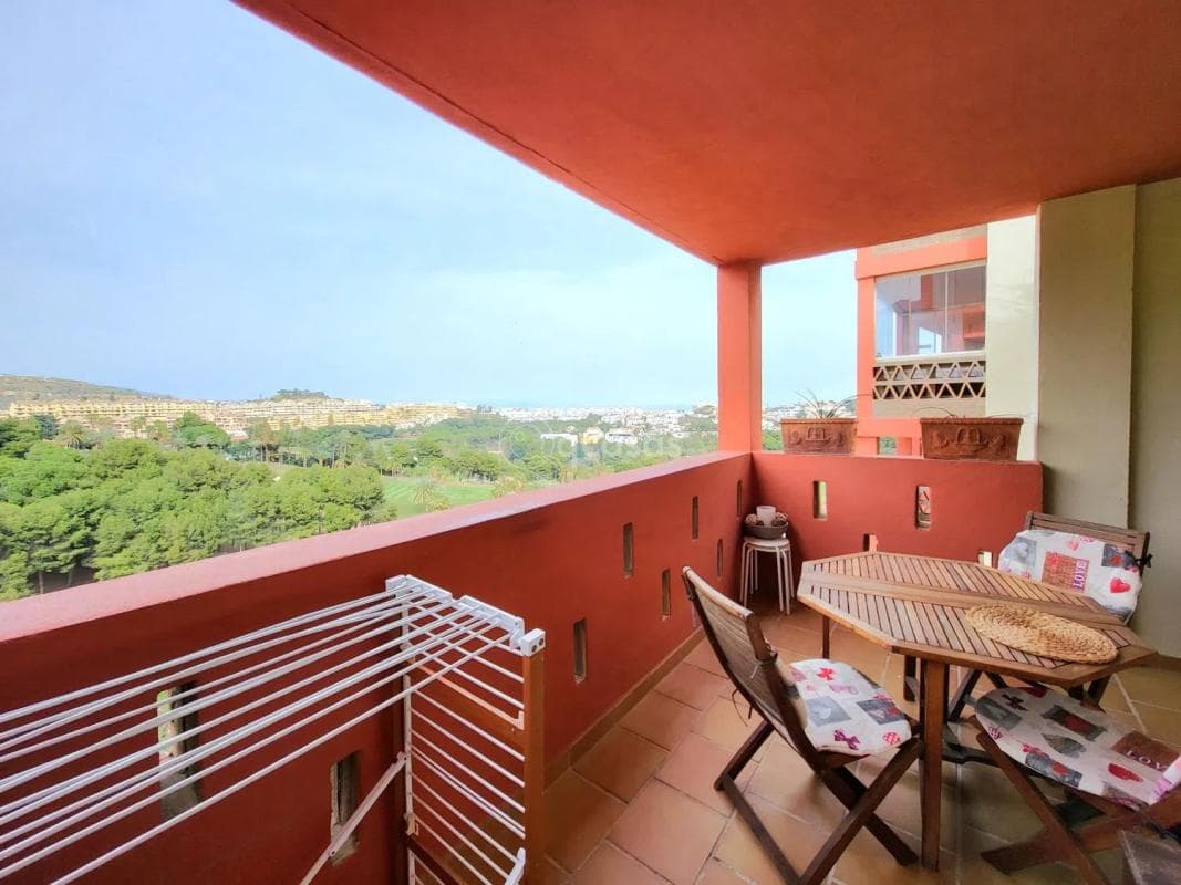 Sale of apartment in Calle Vela, 13 P, Benalmádena
photo 2