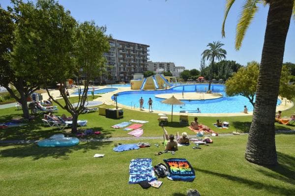 Piso en venta en Parque de la Paloma, Benalmádena photo 1