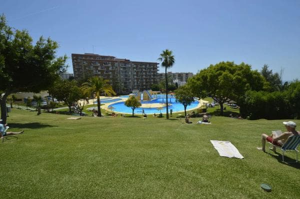 Piso en venta en Parque de la Paloma, Benalmádena thumbnail 1