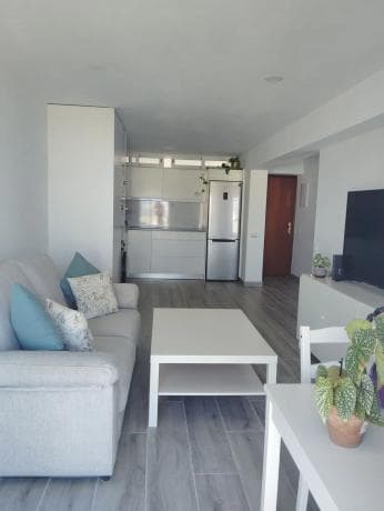 Piso en venta en Calle Luis Vives, 3, Benalmádena photo 1
