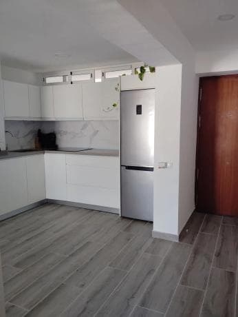 Piso en venta en Calle Luis Vives, 3, Benalmádena thumbnail 2