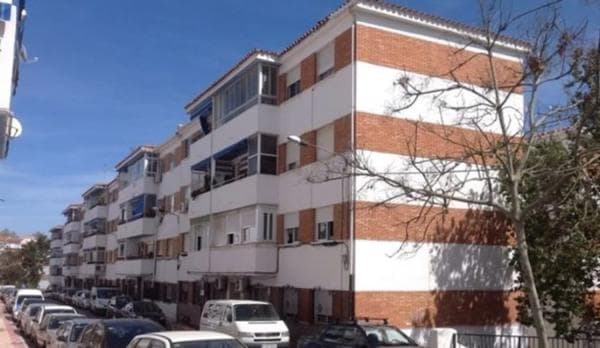 Piso en venta en Calle Juan Ramon Jimenez, Benalmádena thumbnail 1