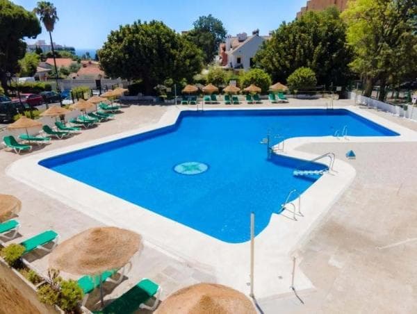 Piso en venta en Calle Luis Vives, Benalmádena thumbnail 1
