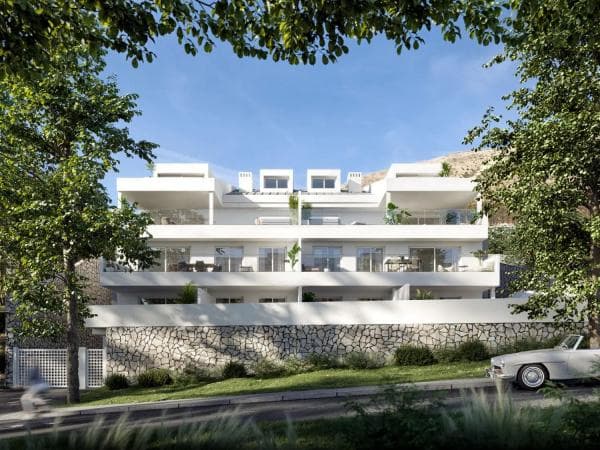 Piso en venta en Barrio Zona Centro Comercial Torrequebrada, Benalmádena thumbnail 1