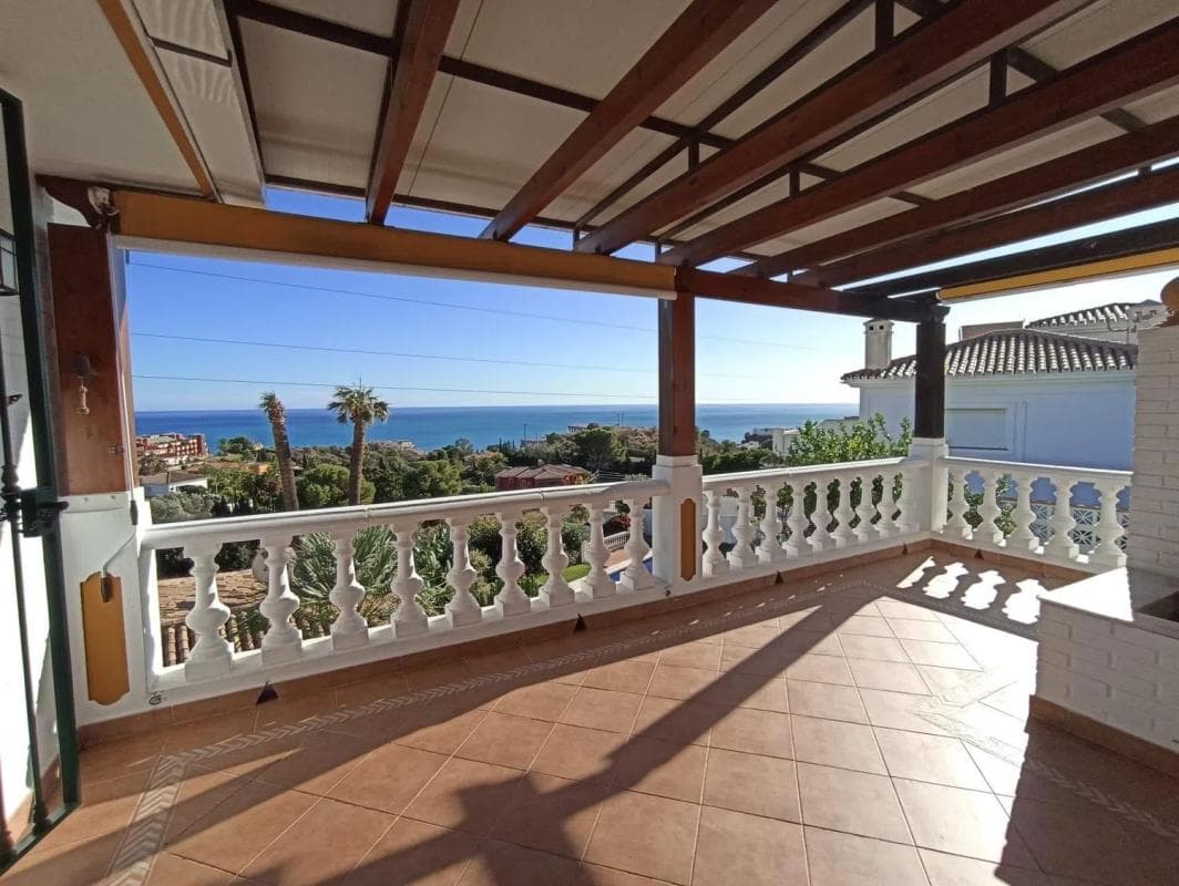 Sale of independent chalet in Camino Real de Fuengirola s/n, Benalmádena
photo 3