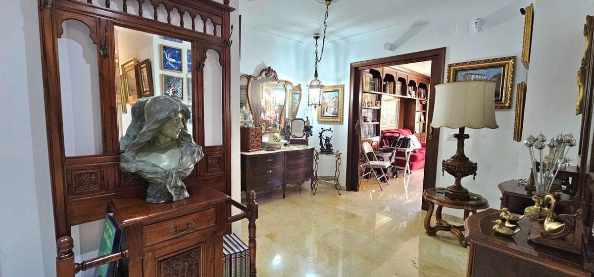 Venta de piso en Avenida Antonio Machado, 52, Benalmádena
photo 3