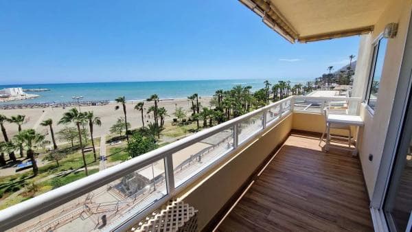 Apartment for sale in Barrio Zona Centro Comercial Torrequebrada, Benalmádena photo 1