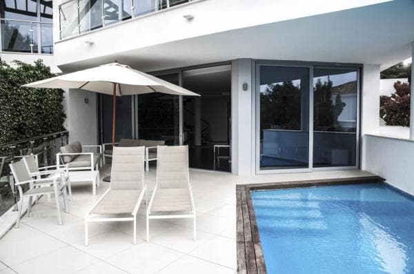 Chalet independiente en venta en Calle Verdi, 4 -2, Marbella thumbnail 1