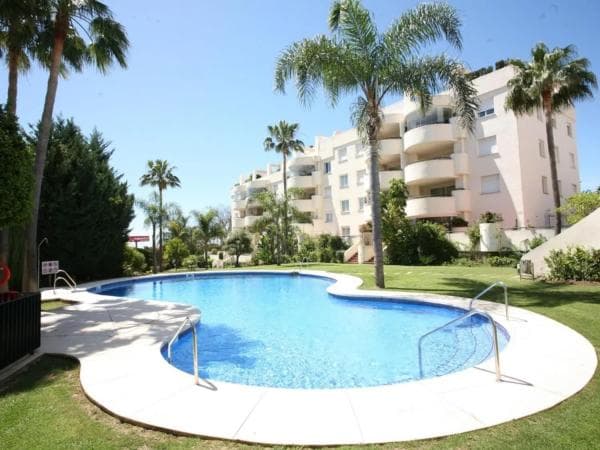 Piso en venta en Calle San Joaquín, 10, Marbella photo 1