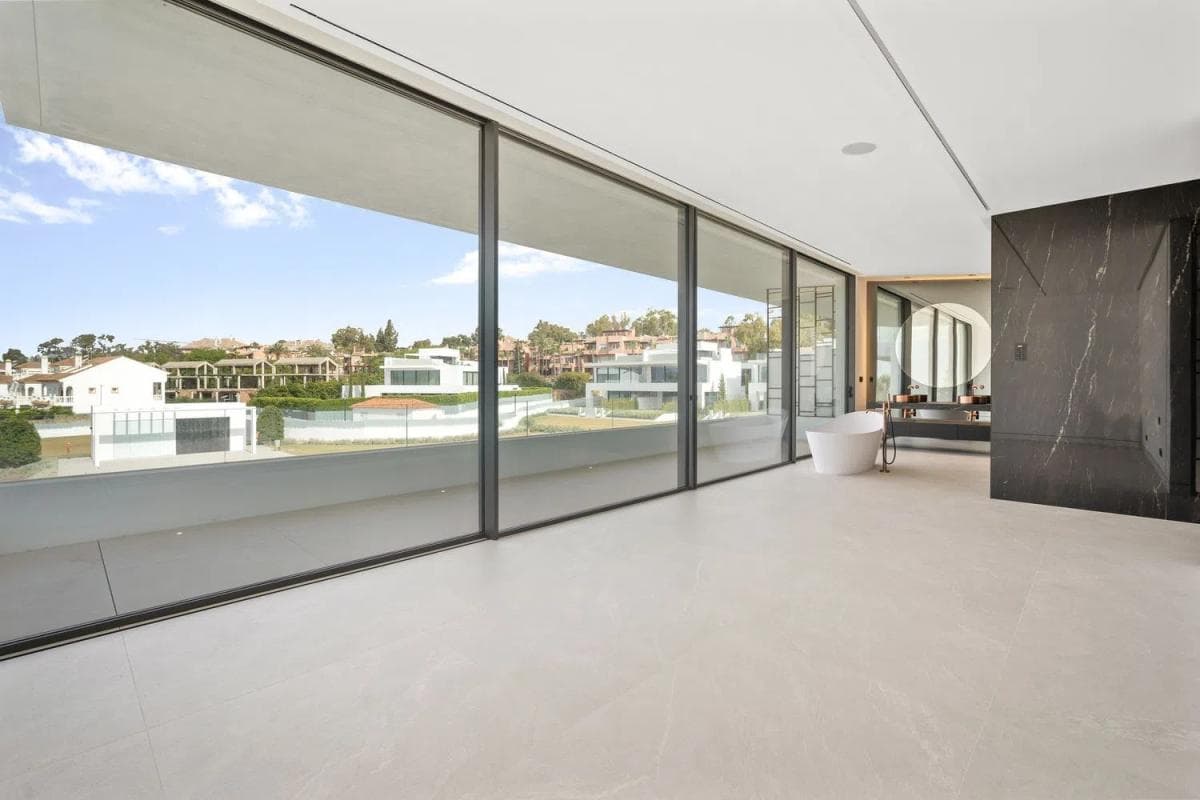 Venta de chalet independiente en Barrio Lomas de Marbella Club, Marbella
photo 3