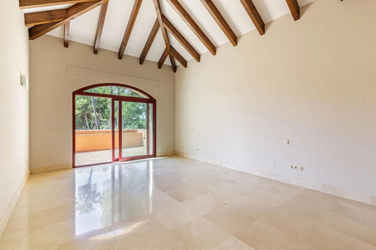 Venta de chalet independiente en Urbanizacion Altos Reales, Marbella
photo 5