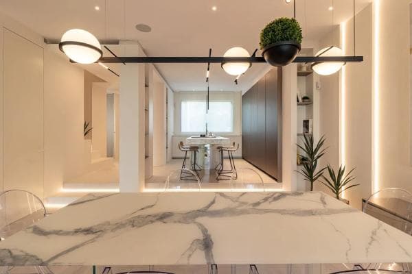 Chalet independiente en venta en Urbanización Coral Beach, Marbella thumbnail 2