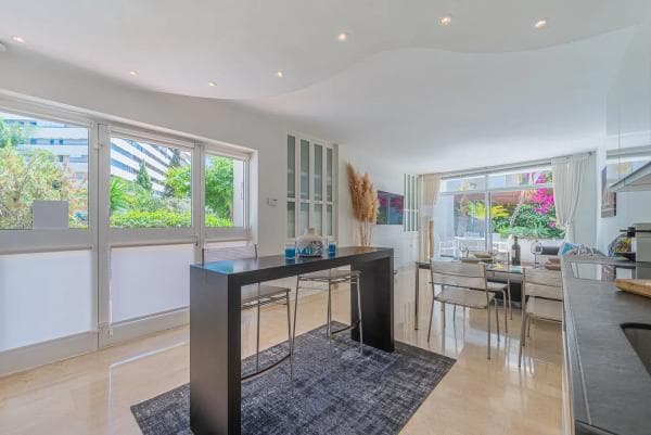 Piso en venta en Calle Roy Boston, 3, Marbella thumbnail 1