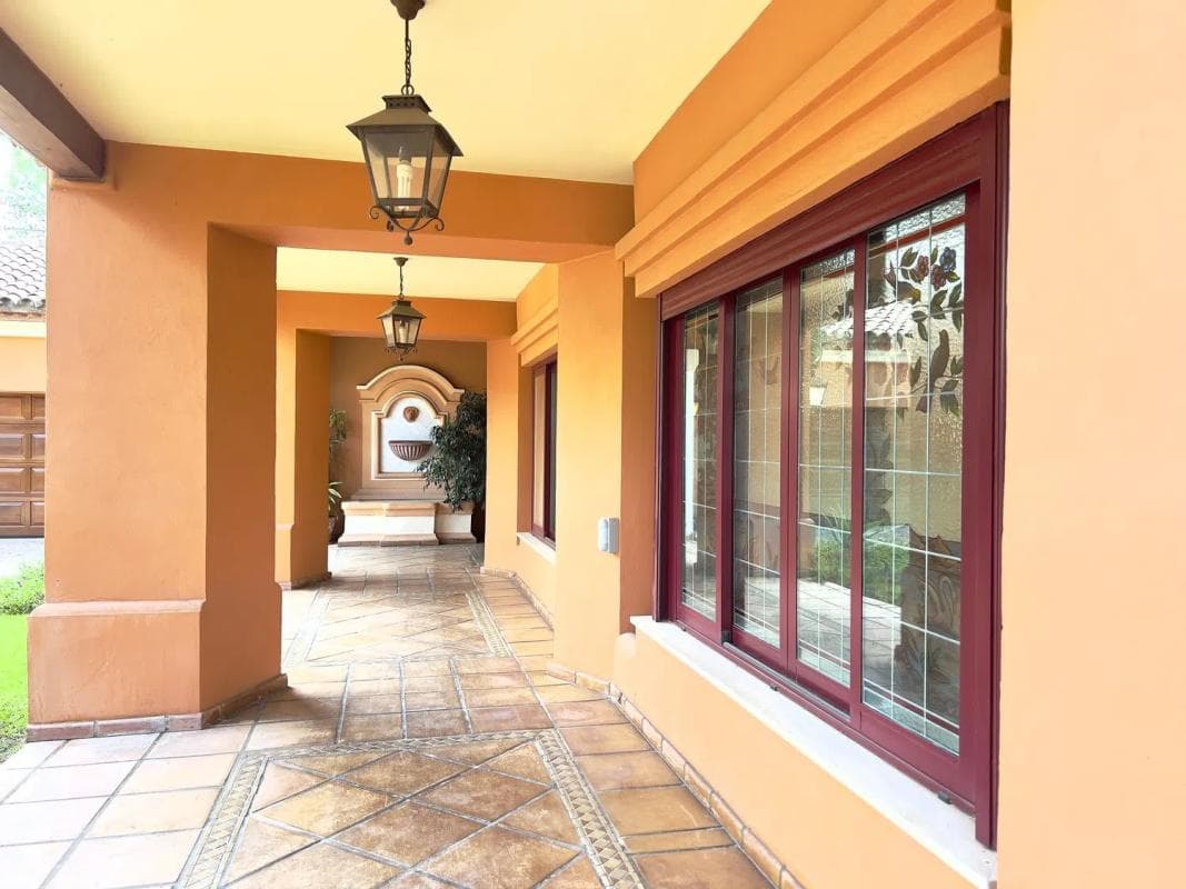 Venta de chalet independiente en Camino de Camoján, Marbella
photo 2