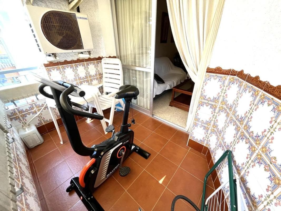 Sale of apartment in Arroyo de la Miel, Benalmádena
photo 2