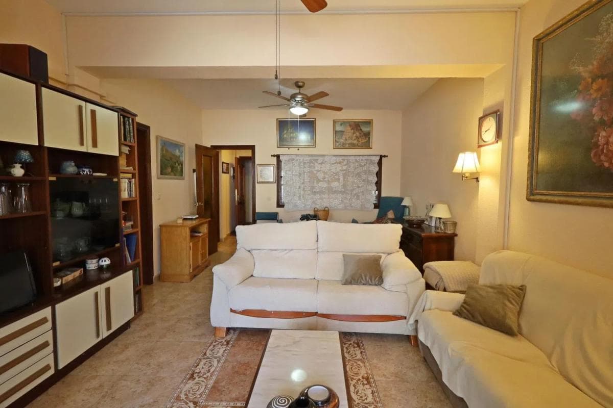 Sale of apartment in Avenida Antonio Machado, 12, Benalmádena
photo 2