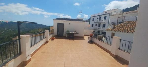 Chalet independiente en venta en Barrio Olías, Málaga thumbnail 1