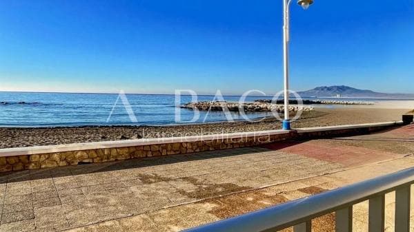 Chalet independiente en venta en Paseo Marítimo el Pedregal, Málaga thumbnail 1